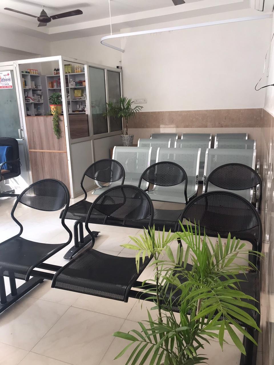 Patient waiting lounge